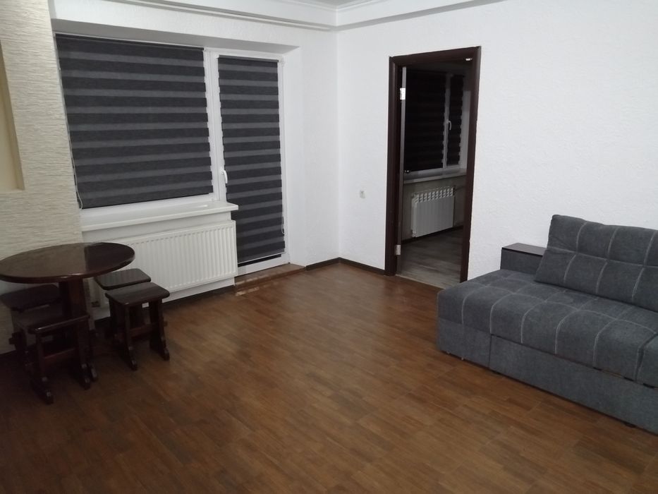 Канів. 2кімн. студія, 5 спальних місць 2+2+1