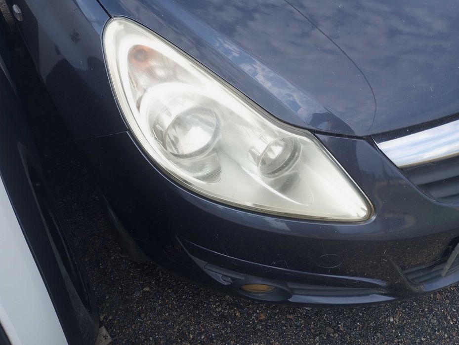 Lampy przednie corsa d opel