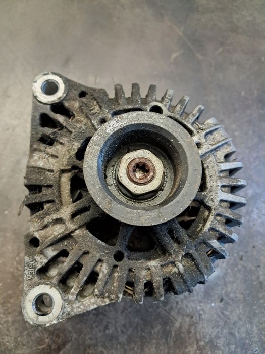 Alternator Valeo Peugeot 206 diesel 1.4 HDi rok 2004