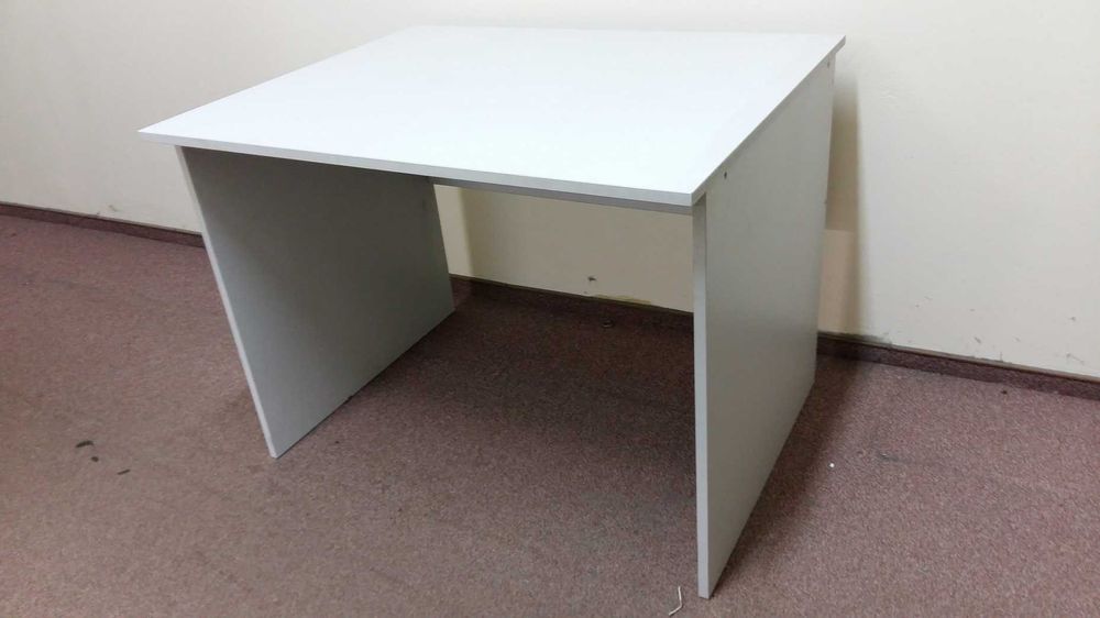 Proste biurko , rozkładane