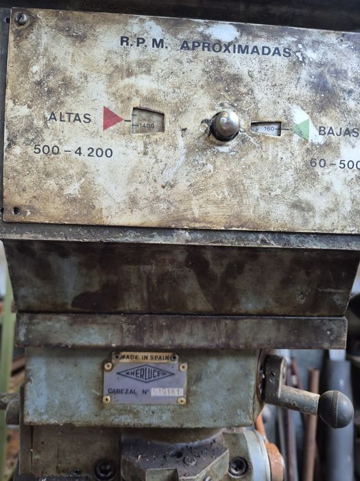 Fresadora convencional Herluce