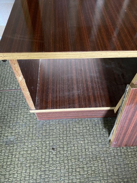 Продам вішалку для одежі