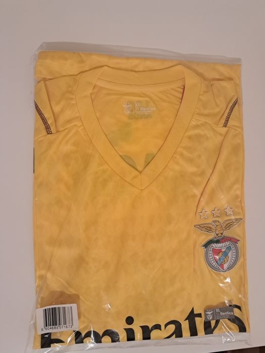 Blusa Sport Lisboa e Benfica
