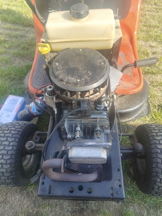 Silnik Briggs&Stration OHV 12.5koni traktorek