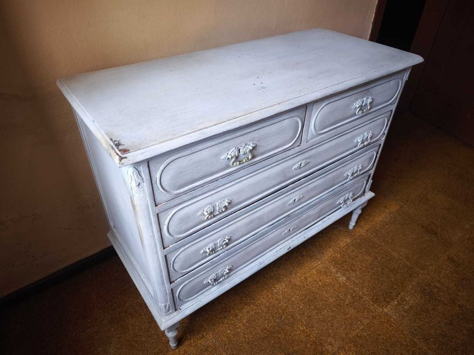 Comoda com 5 gavetas para quarto