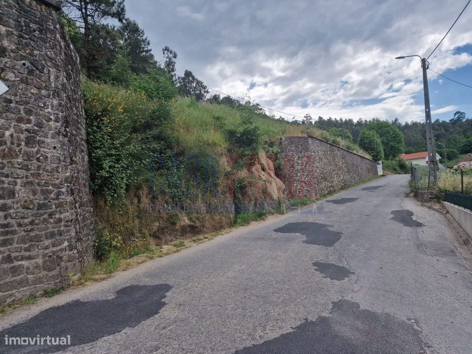 Terreno em Gamil - Barcelos