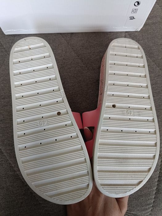 Klapki nowe 40 różowe na szeroką stopę buty na lato