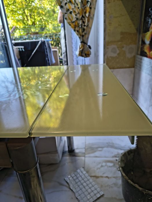 Stół szklany używany