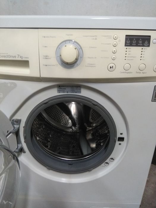 Máquina de lavar roupa LG 7kg