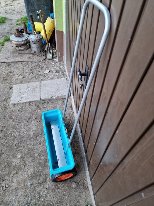 Siewnik gardena z regulacją