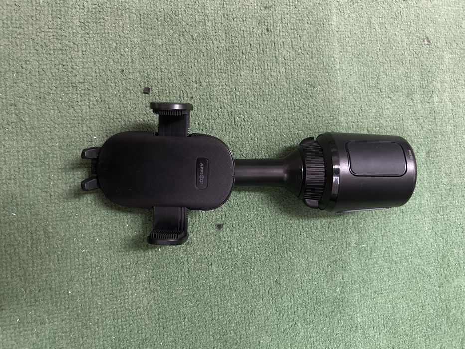 Suporte de telemóvel para suporte de copos (universal)