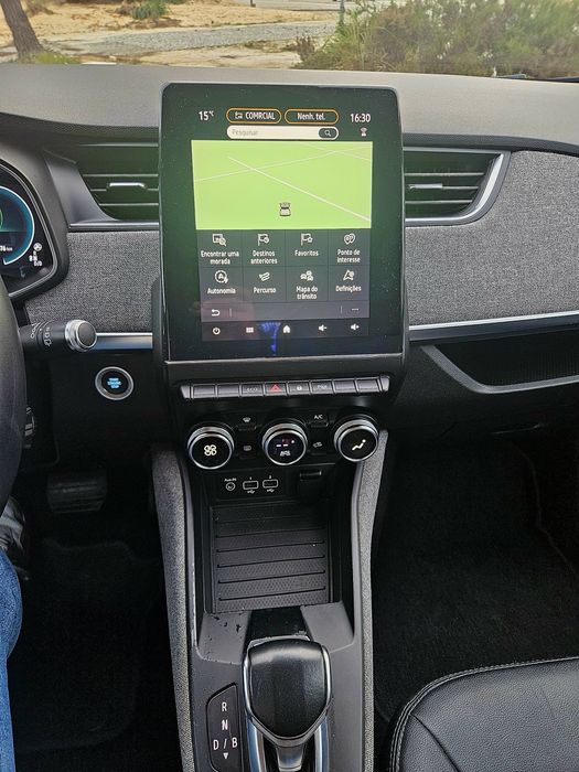 Renaut zoe 50 com baterias próprias