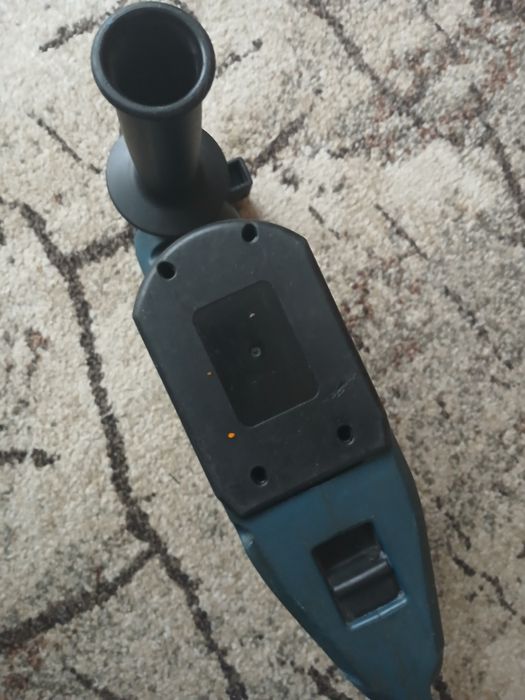 Sprzedam używaną młotowiertarkę firmy Boscha 24Wolt akumulatory