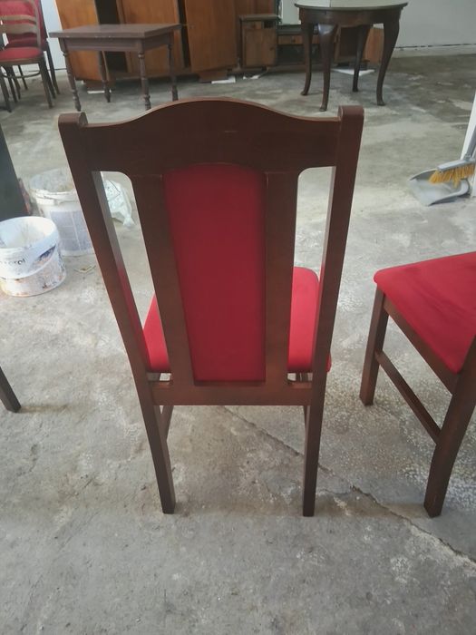 Masywne krzesla stan dobry