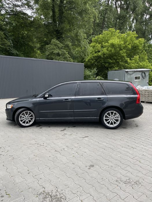 Продам volvov50 2010 р