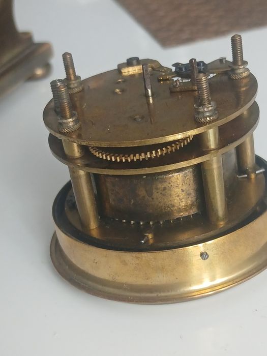 Zegar mosiężny antyk kolekcjonerski