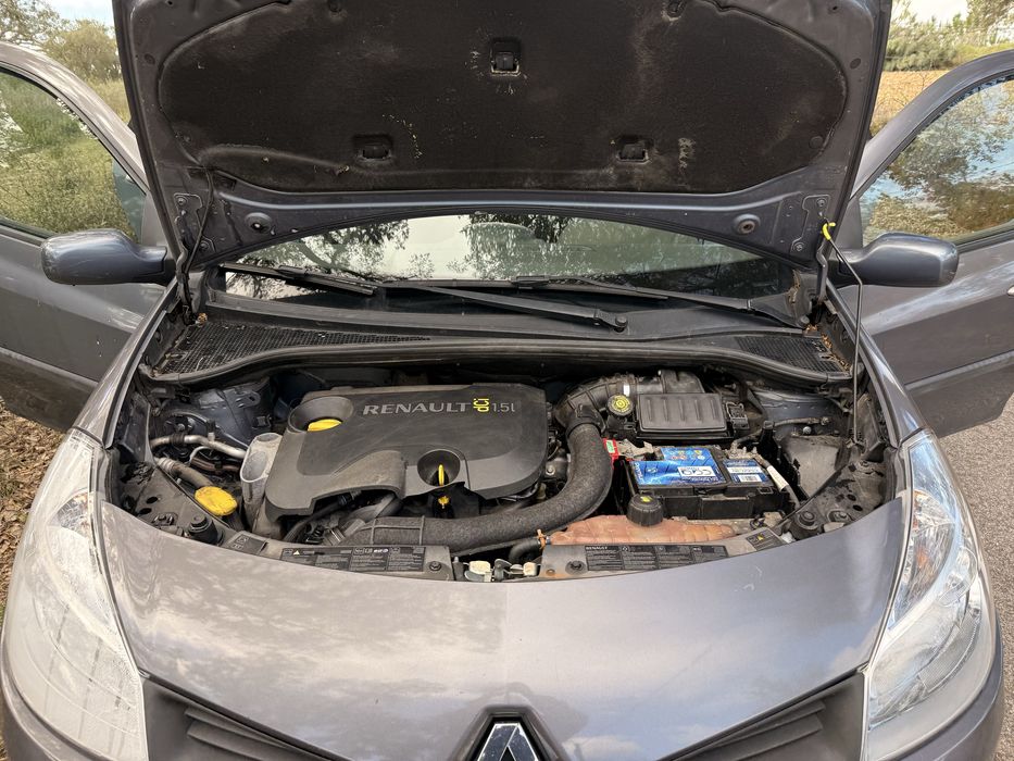 Renault Clio 1.5 dci para venda!