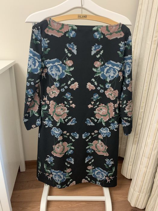 Плаття жіноче Манго, Вовк