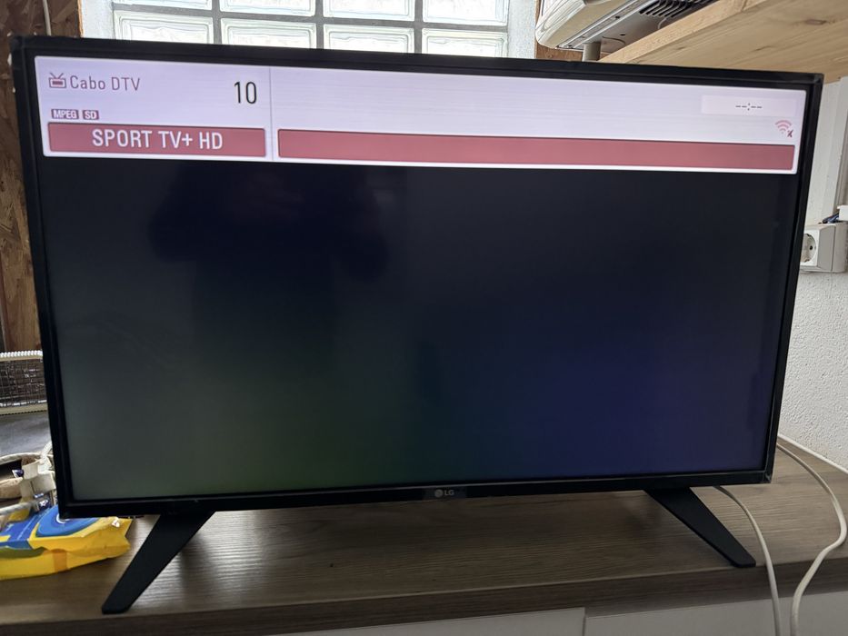 Tv lcd led lg 32 polegadas, usada em segunda habitacao
