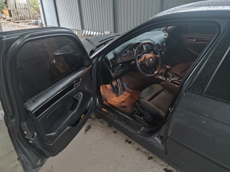Здравствуйте продам BMW E46.