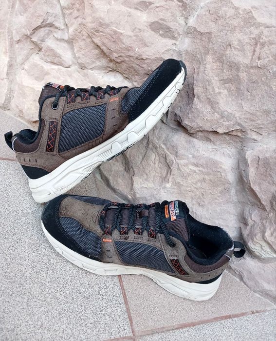 Skechers relaxet fit, кросівки 26см