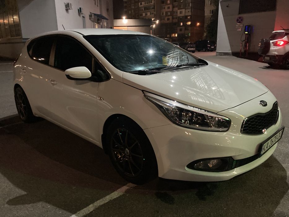 Kia Ceed 1.6 crdi 2013рік хороший стан