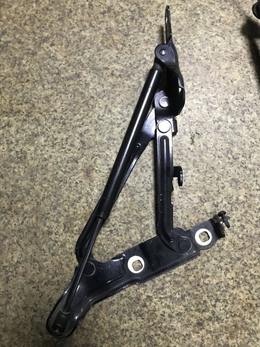 Петли задние Fird Mondeo MK4 хетчбек