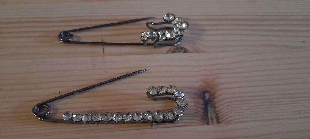Agrafki ozdobne z kryształkami