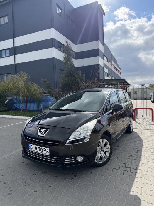 Продаж авто Peugeot 5008