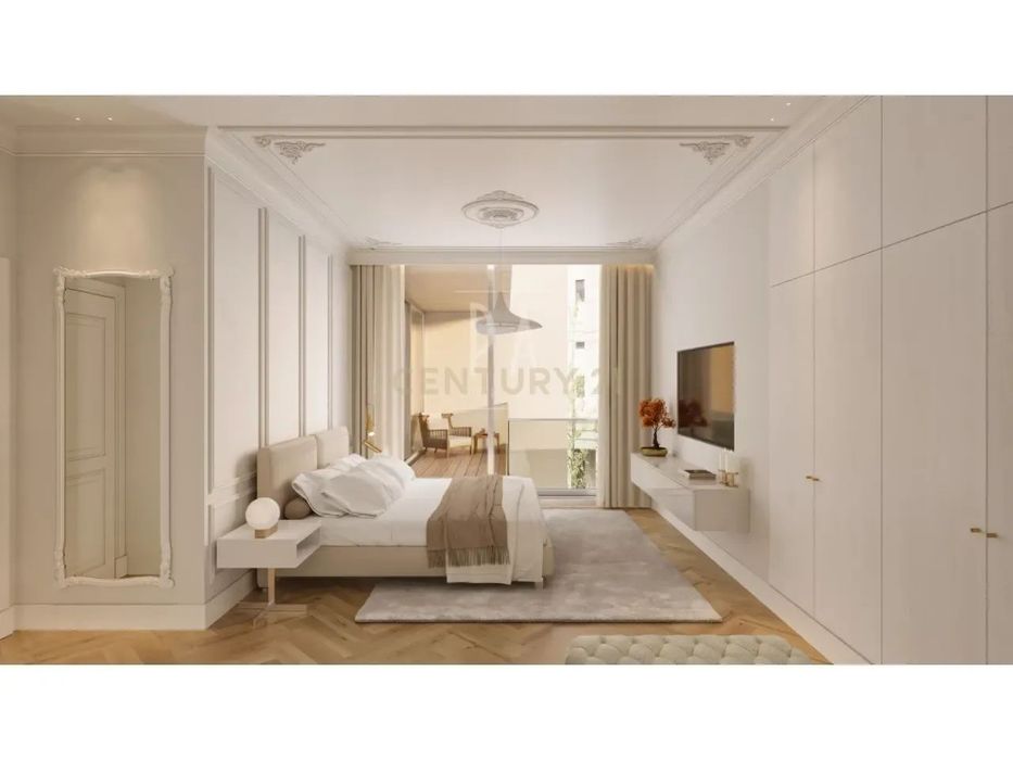 Elegante T2 com varanda luminosa e interiores amplos numa localização