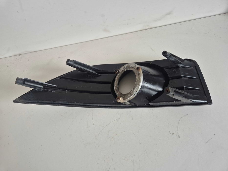 chevrolet epica kratka zaślepka ramka halogenu zderzaka lewa lewy