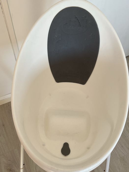 Shnuggle – Conjunto Banheira Ergonómica – Taupe + Suporte