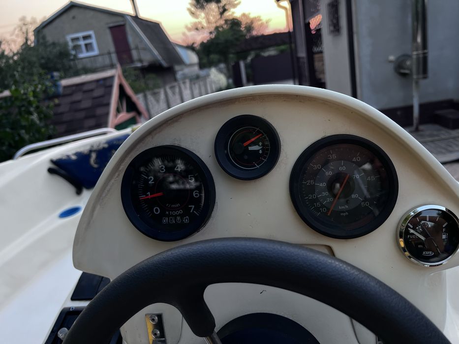 Продам катер Континент 430