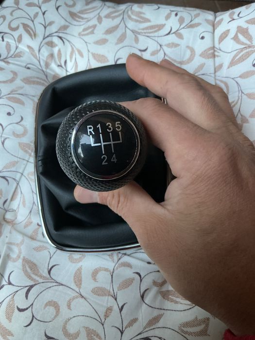 Ковпак ручка кпп чехол кожух Volkswagen VW Golf Bora Jetta колпак