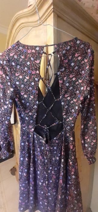 Vestido Guess com Etiqueta Seda