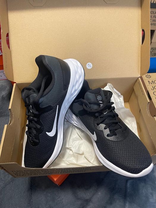 Nike revolution 6 nn