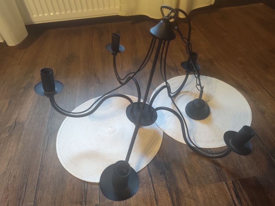 Żyrandol na łacuszku na 5 żarówek
