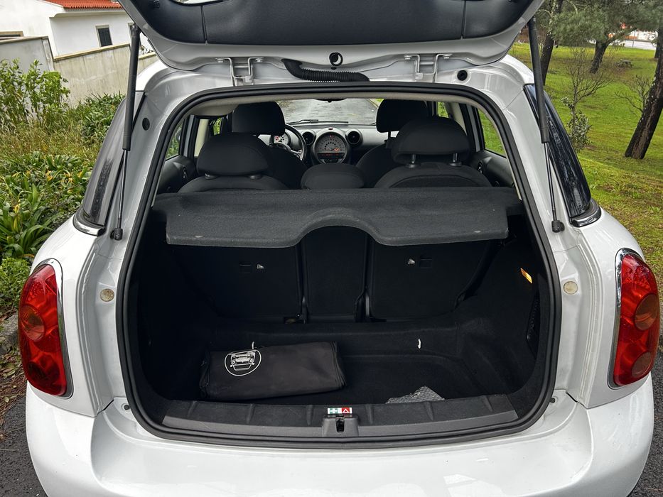 Mini One Countryman 1.6i 98cv (Poucos kms)