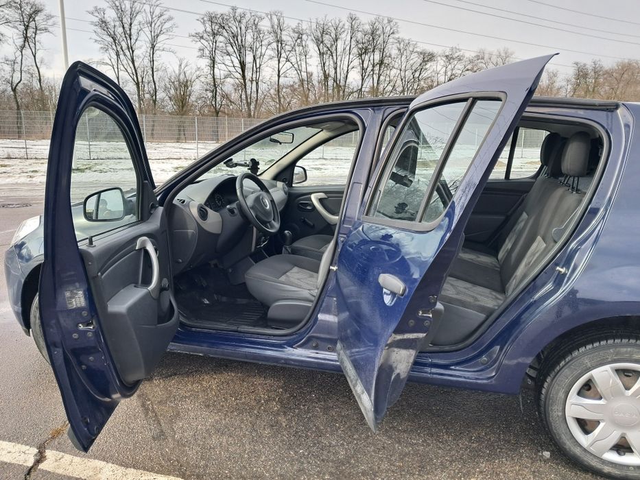 RENAULT Dacia SANDERO 2011р. Бензин  Пробег- 140т.км ГЕРМАНИЯ ОБСЛУЖЕН