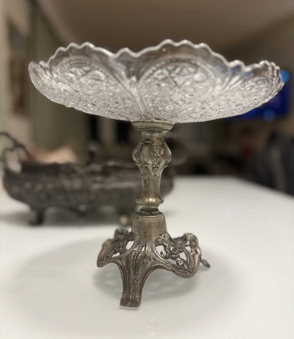 Secesyjna etażerka platerowana z oryginalnym szkłem