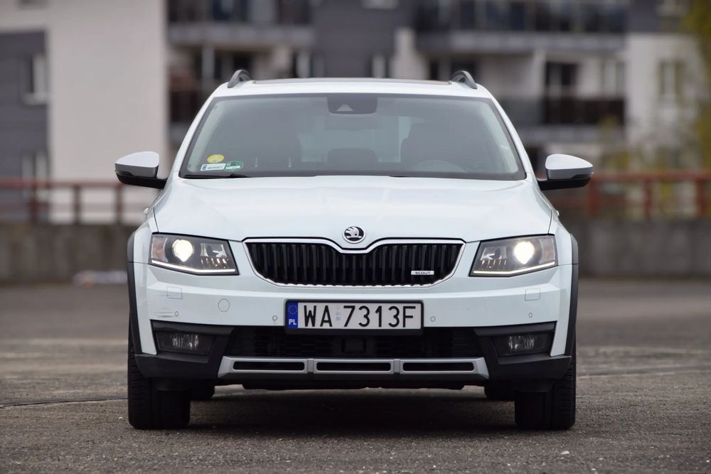 Skoda Octavia Skoda Octavia III Scout 4x4 2.0 TDI 184 KM DSG Elegance, webasto, dach