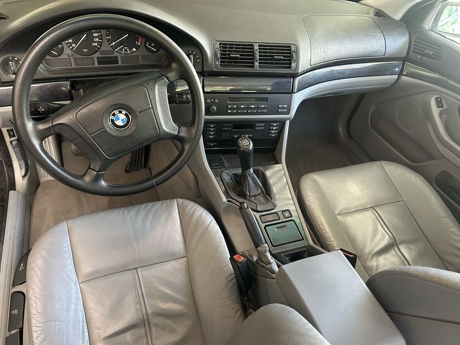 BMW E39 523i Touring - 1997 - 231 000 km