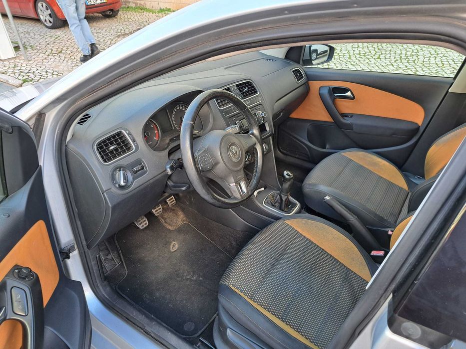 Volkswagen Polo 1.2 – Económico e Confiável