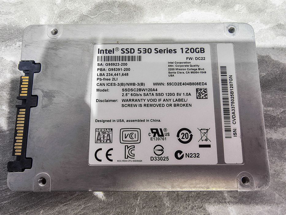 SSD диск Intel 530 Series 120GB 2.5" SATA 6Gb/s MLC NAND накопитель