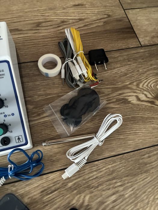 Wielofunkcyje urządzenie do akupunktury