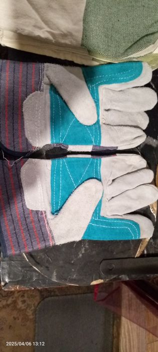 Рукавиці перчатки роба