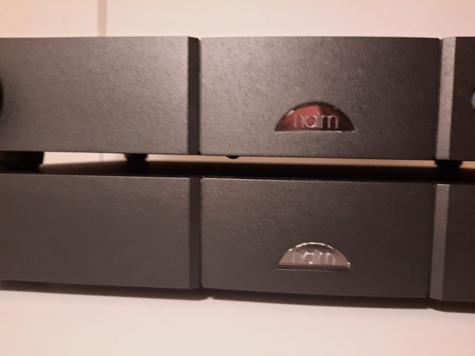 Naim NAC 122X e Flatcap 2X pré-amplificador + fonte de alimentação