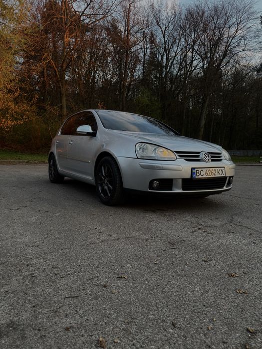 Гольф 5 1.6 мрі  2008 рік