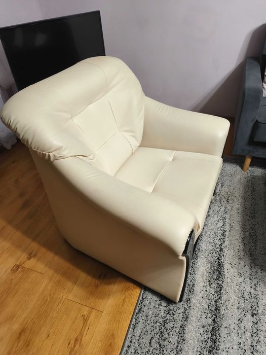 Fotel bardzo ładny wygodny jak nowy