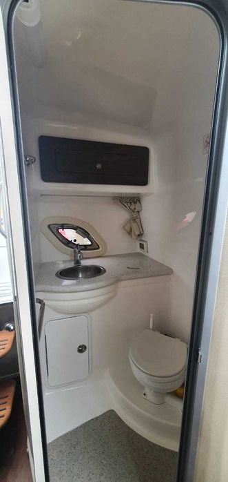 Rinker 320 EX, model 2018, stan bdb